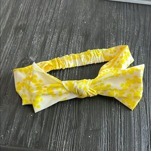 🎉EUC🥳Yellow Floral Satin Material Women’s Headband